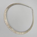 Colier choker mesh din argint texturat decorat prin gravare cu meandre grecești | cca. 1980 - 1990