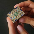 Cutiuță din argint masiv cu accente cromatice de aurire și email cloisonne policrom | Turcia cca. 1950