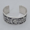 Brățară cuff unisex mexicană Aztec Revival din argint masiv | atelier Talleres de los Ballesteros | cca. 1960 