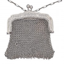 Colier accesorizat cu pandant porte-monnaie chatelaine de perioadă Belle Epoque din argint | Franța cca. 1900