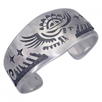 Brățară cuff amerindiană din argint decorară cu motive etnice Pueblo - South Western | Statele Unite cca. 1980 - 1990