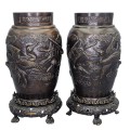 Pereche de vaze chinezești din bronz patinat, elaborate în manieră Qianlomg | perioadă Qing cca. 1880 - 1910