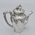 Ceainic vienez miniatural din argint în manieră neo-rococo pentru servire solitaire | Austro-Ungaria cca. 1880