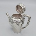 Ceainic vienez miniatural din argint în manieră neo-rococo pentru servire solitaire | Austro-Ungaria cca. 1880