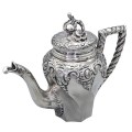 Ceainic vienez miniatural din argint în manieră neo-rococo pentru servire solitaire | Austro-Ungaria cca. 1880