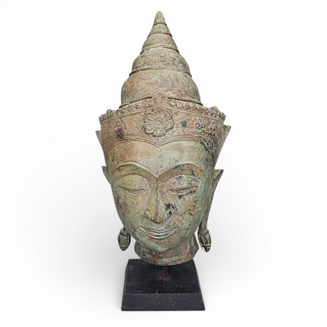 Statuetă " Cap de Buddha încoronat "  în manieră Ayutthaya din bronz patinat | reproducere muzeală | Thailanda cca. 1950 