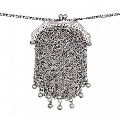 Colier din argint accesorizat cu pandant porte-monnaie chatelaine de perioadă Belle Epoque din argint | Franța cca. 1900 