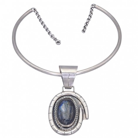 Colier choker din argint accesorizat cu pandant statement mid-century manufacturat în argint masiv și labradorit natural | cca. 1970