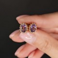 Cercei stud din aur roz 18k cu ametiste și diamante naturale  
