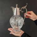Carafă - decantor de perioadă victoriană în stil Gothic Revival din cristal și metal argintat | atelier Derby Silver Company cca. 1890 - 1900