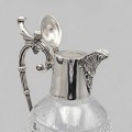 Carafă - decantor de perioadă victoriană în stil Gothic Revival din cristal și metal argintat | atelier Derby Silver Company cca. 1890 - 1900