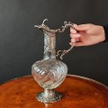Carafă - decantor de perioadă Belle Epoque în manieră neo-rococo | sticlă și metal argintat | Franța cca. 1880 - 1900