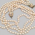 Remarcabil colier multi-strand cu perle de Mallorca și închidere din argint aurit | preloved 90's