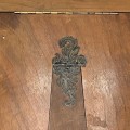 Ramă foto de mari dimensiuni în manieră neoclasică din argint și lemn de nuc | atelier florentin cca. 1940 