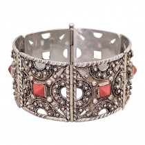 Veche brățară magrebiană manufacturată în argint și coral natural | Maroc cca. 1930 - 1950