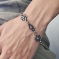 Brățară etnică magrebiană manufacturată în argint și coral natural | prima jumătate a secolului XX