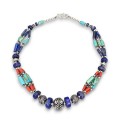 Colier etnic indian manufacturat în argint decorat cu turcoaz natural, lapis lazuli și coral natural | Rajasthan - India | a doua jumătate a secolului XX
