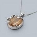 Colier sautoir din argint accesorizat pandant statement decorat cu un remarcabil cabochon de cuarț rutilat natural | cca. 1990