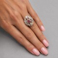 Rafinat inel Belle Epoque manufacturat în aur de 18K și argint, decorat cu rubin natural și diamante naturale | cca. 1890 - 1915