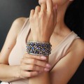 Impresionantă brățară manchette etnică Navajo, manufacturată în argint masiv cu piatra lunii (Rainbow Moonstone) | Statele Unite | cca. 1960 - 1970