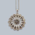 Colier din argint torsadat, accesorizat cu o impresionantă amuletă Mandala manufacturată în argint cu cuarț fumuriu natural | India
