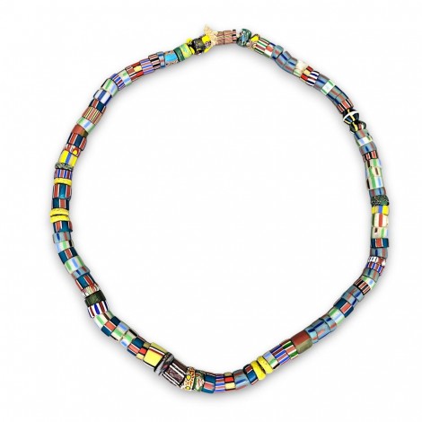 Spectaculos colier etnic african, manufacturat din autentice elemente Venetian Trade Beads din sticlă policromă| Origine: Veneția (Murano) | Proveniență: Ghana - triburile Krobo | cca. 1920