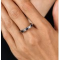 Rafinat inel vintage "Classic Five-Stone" din aur alb 18k cu diamante și safire naturale | cca. 1970