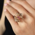 Remarcabil inel retro „Bow” manufacturat în aur 18k și 12k cu rubine și diamante naturale | atelier Napoli cca. 1945 - 1955 