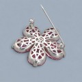 Remarcabilă broșă florală Thomas Sabo, din argint rodiat cu cristale roz multifațetate | preloved 2000’s