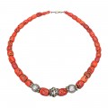  Vechi colier etnic Amazigh, manufacturat din coral natural cu elemente masive din argint | Maroc - prima jumătate a sec. XX
