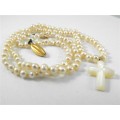 vechi colier religios: perle naturale SEED PEARLS. aur 18 k. cruce mother of pearl