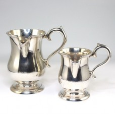 pereche de carafe argintate - atelier Ercuis - Franta pereche de carafe argintate - atelier Ercuis - Franta