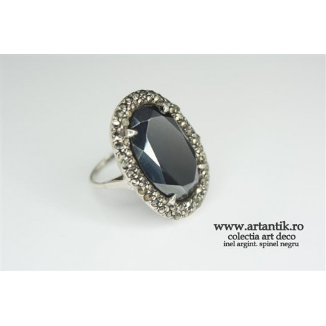 vechi inel SPINEL NEGRU NATURAL :. ART DECO. argint 925. carataj mare !