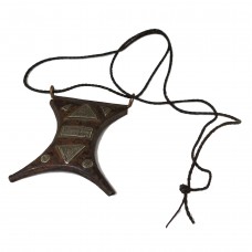 veche amuleta tuarega " Tcherot ". cca 1900. Niger veche amuleta tuarega " Tcherot ". cca 1900. Niger