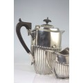 set edwardian pentru servirea cafelei - cafetiera si letiera - atelier Kirby Beard & Co cca 1910