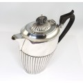 set edwardian pentru servirea cafelei - cafetiera si letiera - atelier Kirby Beard & Co cca 1910