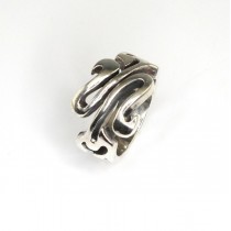 inel bărbătesc decorat cu motive gotice - argint - Statele Unite
