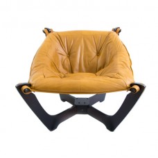 spectaculos fotoliu de relaxare - Luna - designer Odd Knutsen - Norvegia spectaculos fotoliu de relaxare - Luna - designer Odd Knutsen - Norvegia