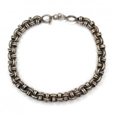 Inedita bratara balineza - Chainmaille - manufactura in argint Inedita bratara balineza - Chainmaille - manufactura in argint