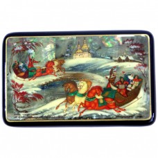 Caseta pentru bijuterii - lacquer intarsiat cu sidef abalone- Palekh -semnata Vera Smirnova Caseta pentru bijuterii - lacquer intarsiat cu sidef abalone- Palekh -semnata Vera Smirnova