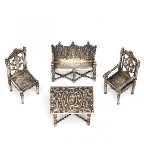 Set de mobilier miniatural pentru casa păpușilor | argint | stil Henry II | atelier Hanau - sec. XIX
