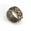 Vechi inel tibetan cu mantra OM MANI PADME HUM | argint | cca.1900 - Nepal