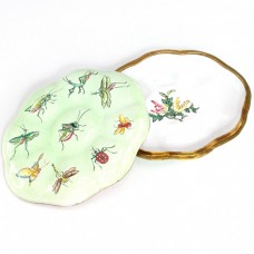 Splendidă casetă Art Nouveau, pentru dropsuri și comprimate farmaceutice | alamă emailată Limoges