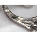 Rafinată broșă Art Nouveau " S " | manufactură în argint încrustat cu marcasite | cca.1910