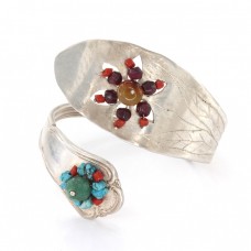 Brățară statement manufactură unicat în argint & pietre naturale | colecția Furculision by ArtAntik  Brățară statement manufactură unicat în argint & pietre naturale | colecția Furculision by ArtAntik