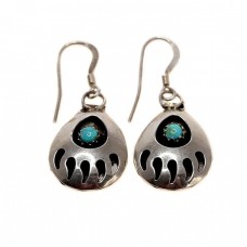Rafinați cercei etnici Navajo | BEAR PAW | manufactură în argint și turcoaze naturale | artizan Ervin Begay | Statele Unite Rafinați cercei etnici Navajo | BEAR PAW | manufactură în argint și turcoaze naturale | artizan Ervin Begay | Statele Unite