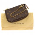 Poșetă autentică Louis Vuitton | Monogram Mini Pochette | M58009 | în cutia originală | anii 2010