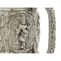 Cană burmeză din argint decorată cu zeități din panteonul hindus | manufactură | 1880 -1891  British Burma