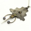 Colier accesorizat cu o impresionantă amuletă - fibulă iudeo-berberă | argint emailat | Mogador | Maroc 