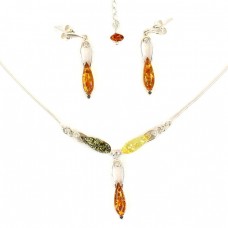Set de bijuterii din argint decorat cu anturaje de chihlimbar natural și cristale zirconium | Amber Waves |  Produs Nou ! Set de bijuterii din argint decorat cu anturaje de chihlimbar natural și cristale zirconium | Amber Waves |  Produs Nou !